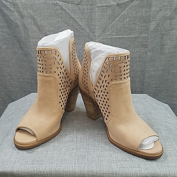 Jessica Simpson Shoes - NWT Jessica Simpson nubuck suede Cherrell ankle sandal bootie sz 9.5